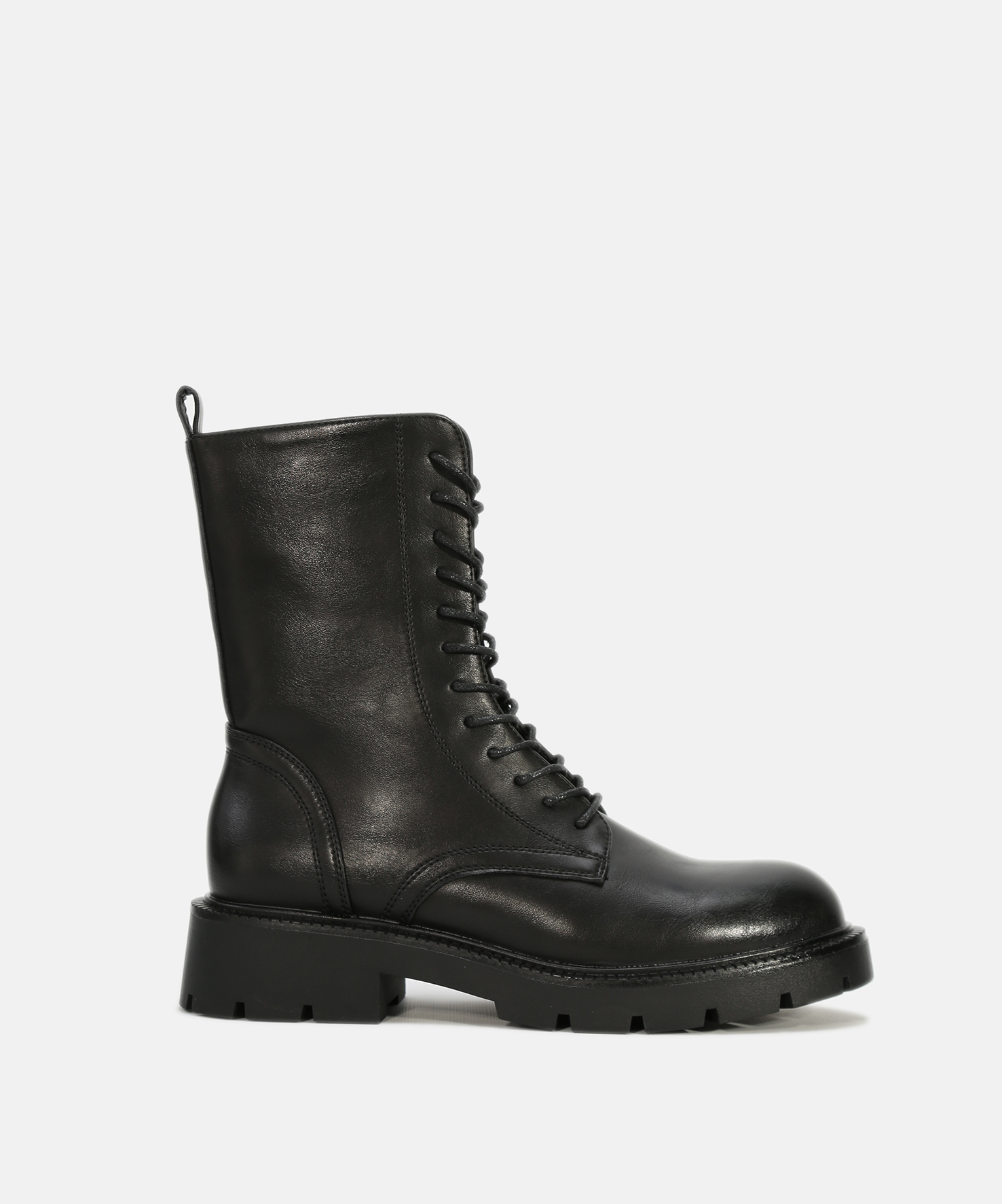 Botines tac&oacute;n cord&oacute;n image number null